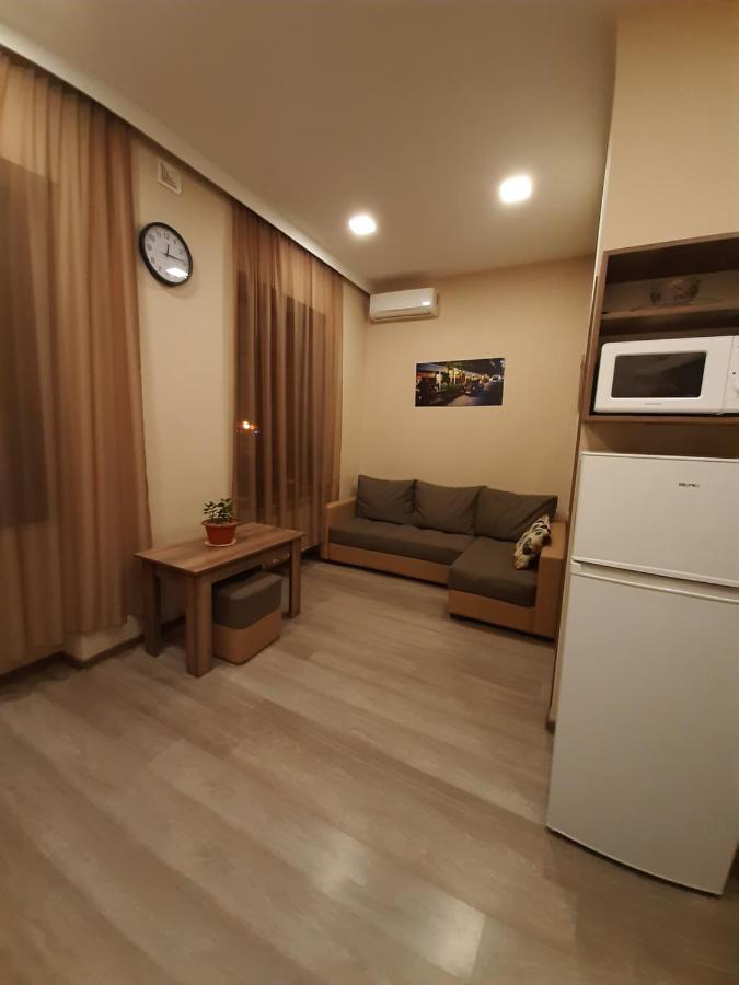 Yerevan, Abovyan 34 My Street Εξωτερικό φωτογραφία